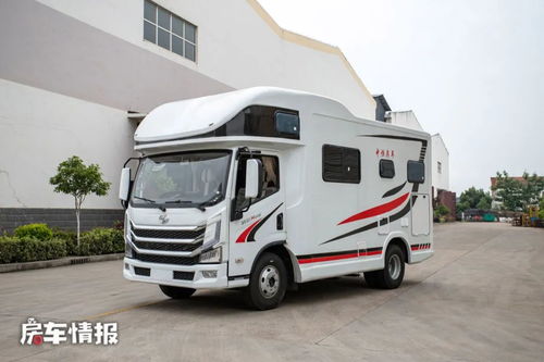 29.8萬的輕卡房車來了 擋桿和路虎一樣,家電夠全還有專業(yè)點(diǎn)歌臺(tái)