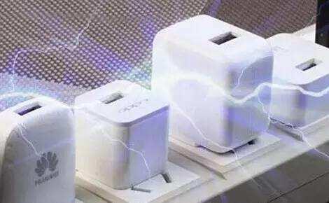 最傷手機的這8種充電方式，你用過哪幾種？